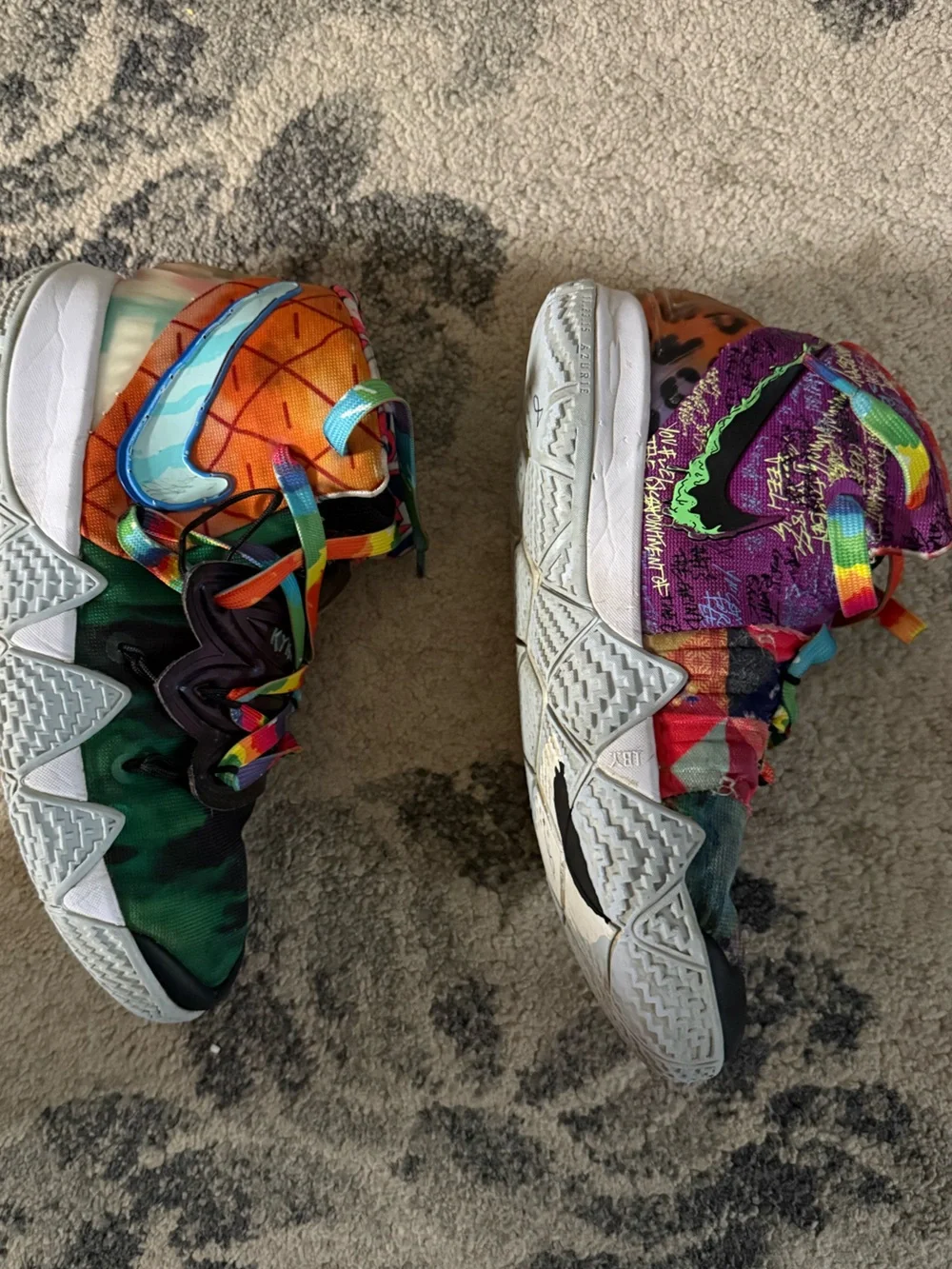 Nike Kyrie 4 Confetti Basketball Shoes Multicolor Kids Size 5.5Y